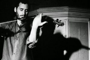 Viola player Benedict Taylor