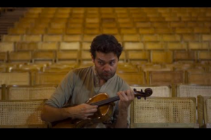 Picture of violist Lawrence Power at Snape Maltings