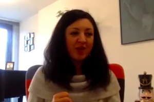 Picture of pianist Alexandra Dariescu