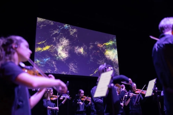 Picture of The Scottish Ensemble performing Shifting Patterns at Edinburgh's Queen's Hall